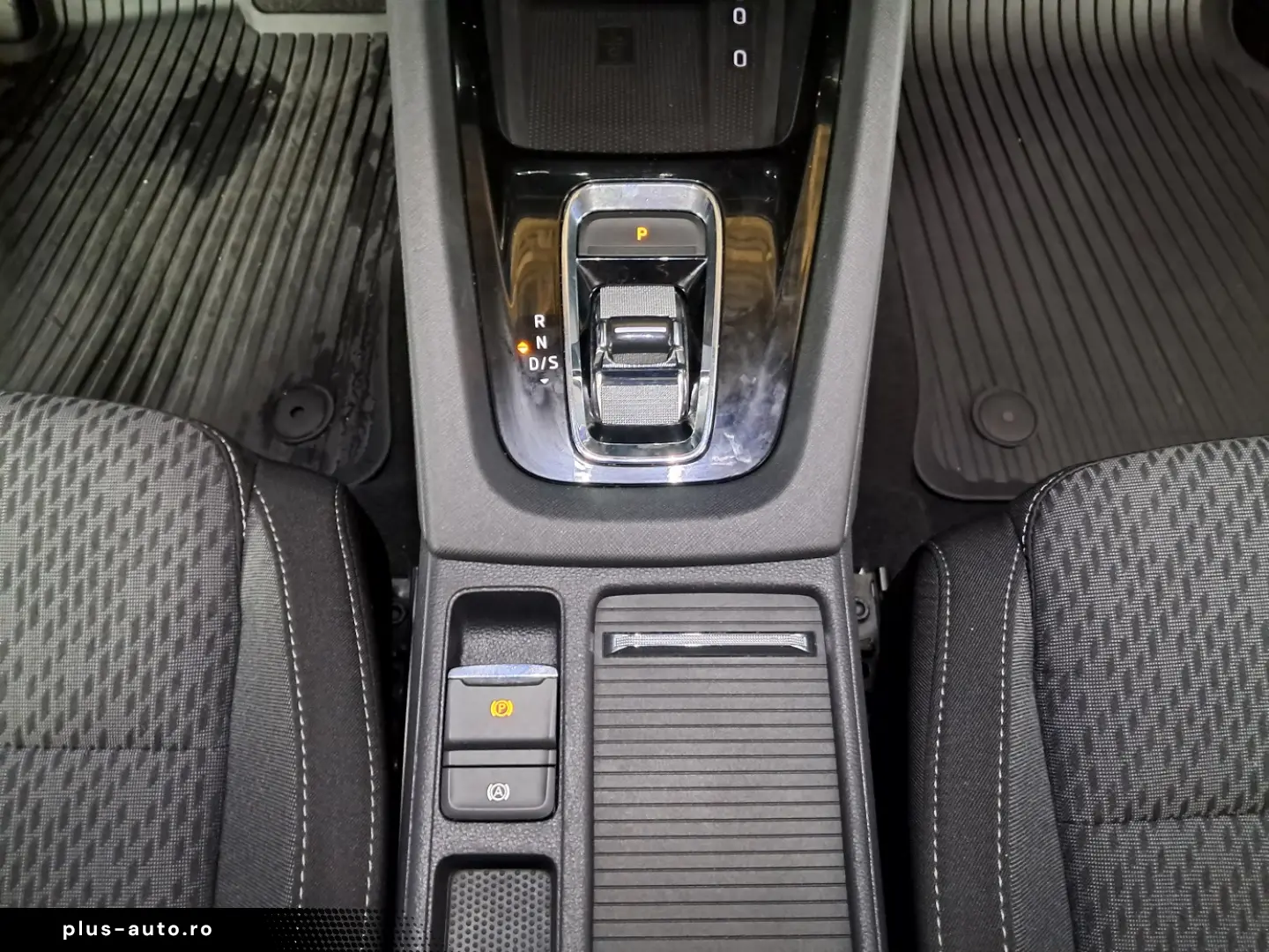 SKODA OCTAVIA IV STYLE BREAK 2.0TDI 150CP DSG7 MATRIX NAVI3D