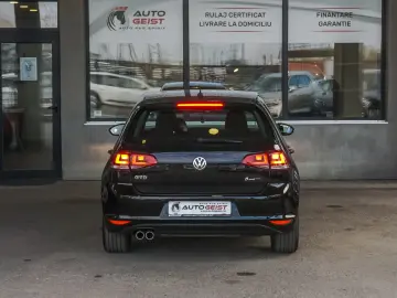 Volkswagen Golf GTD (BlueMotion Technology) DSG