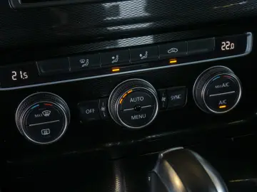 Volkswagen Golf GTD (BlueMotion Technology) DSG