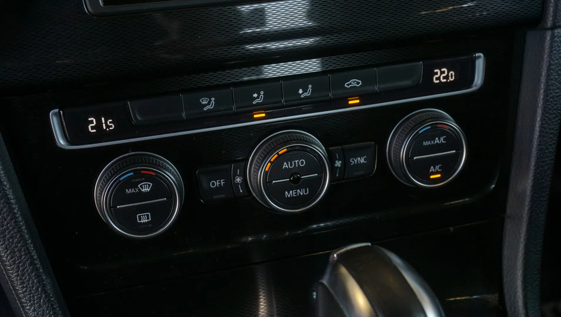 Volkswagen Golf GTD (BlueMotion Technology) DSG