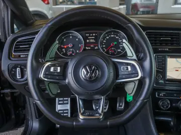 Volkswagen Golf GTD (BlueMotion Technology) DSG