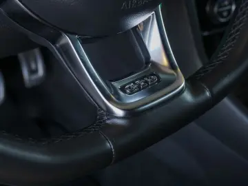 Volkswagen Golf GTD (BlueMotion Technology) DSG