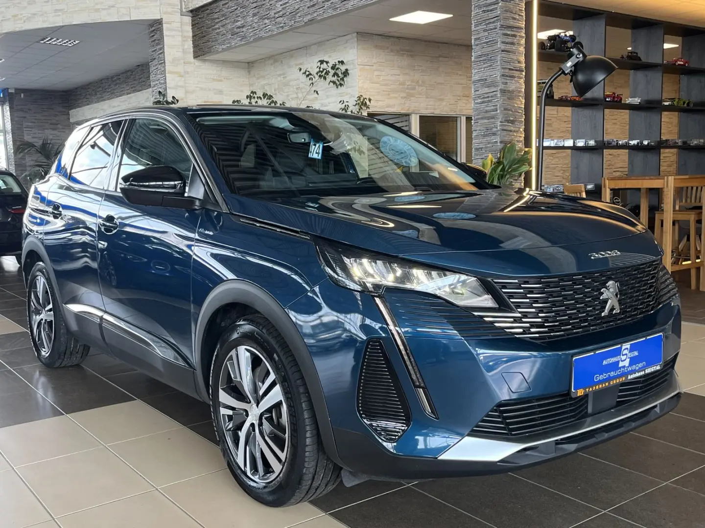 3008 Hybrid 225 Allure Navi dig.Cockpit LED