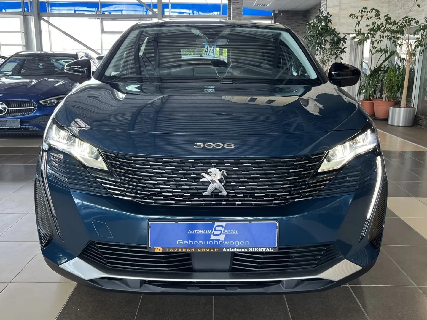 3008 Hybrid 225 Allure Navi dig.Cockpit LED