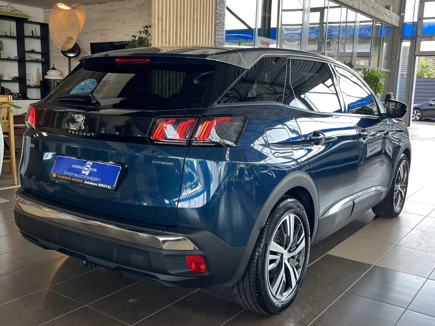 3008 Hybrid 225 Allure Navi dig.Cockpit LED