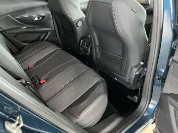 3008 Hybrid 225 Allure Navi dig.Cockpit LED