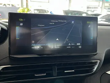 3008 Hybrid 225 Allure Navi dig.Cockpit LED