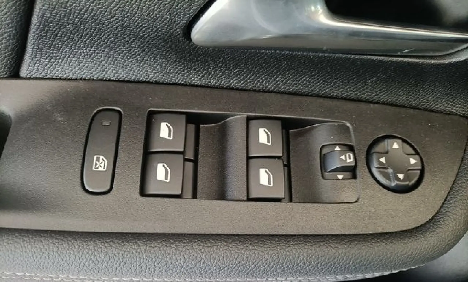 Mokka-e  GS Line PDC  RFK Park& Go  SHZ  1. Hd.