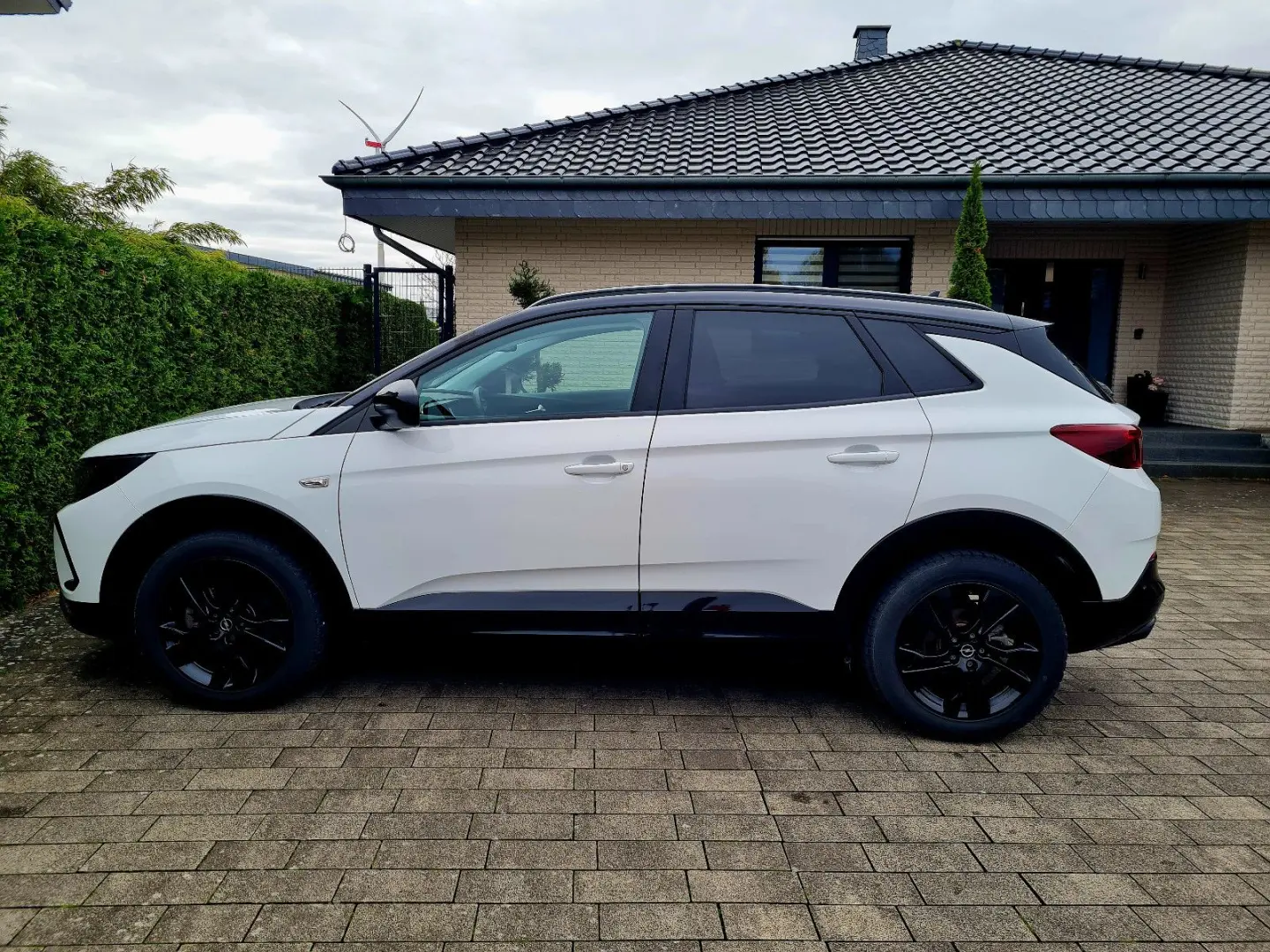 Grandland GS Line (Automatik  1.Hand  LED  Navi)