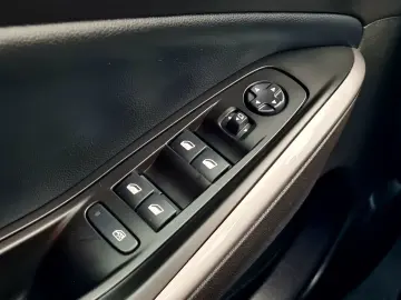 Grandland GS Line (Automatik  1.Hand  LED  Navi)