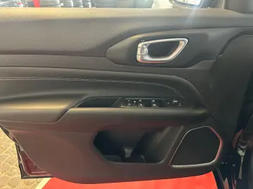 Compass S Plug-In Hybrid 4WD