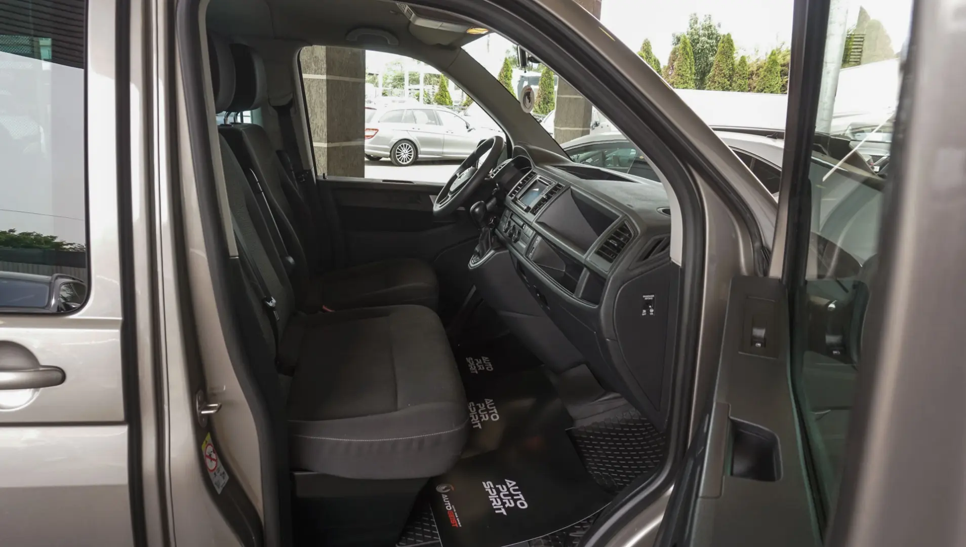 Volkswagen Caravelle T6 2.0 TDI KR Comfortline DSG