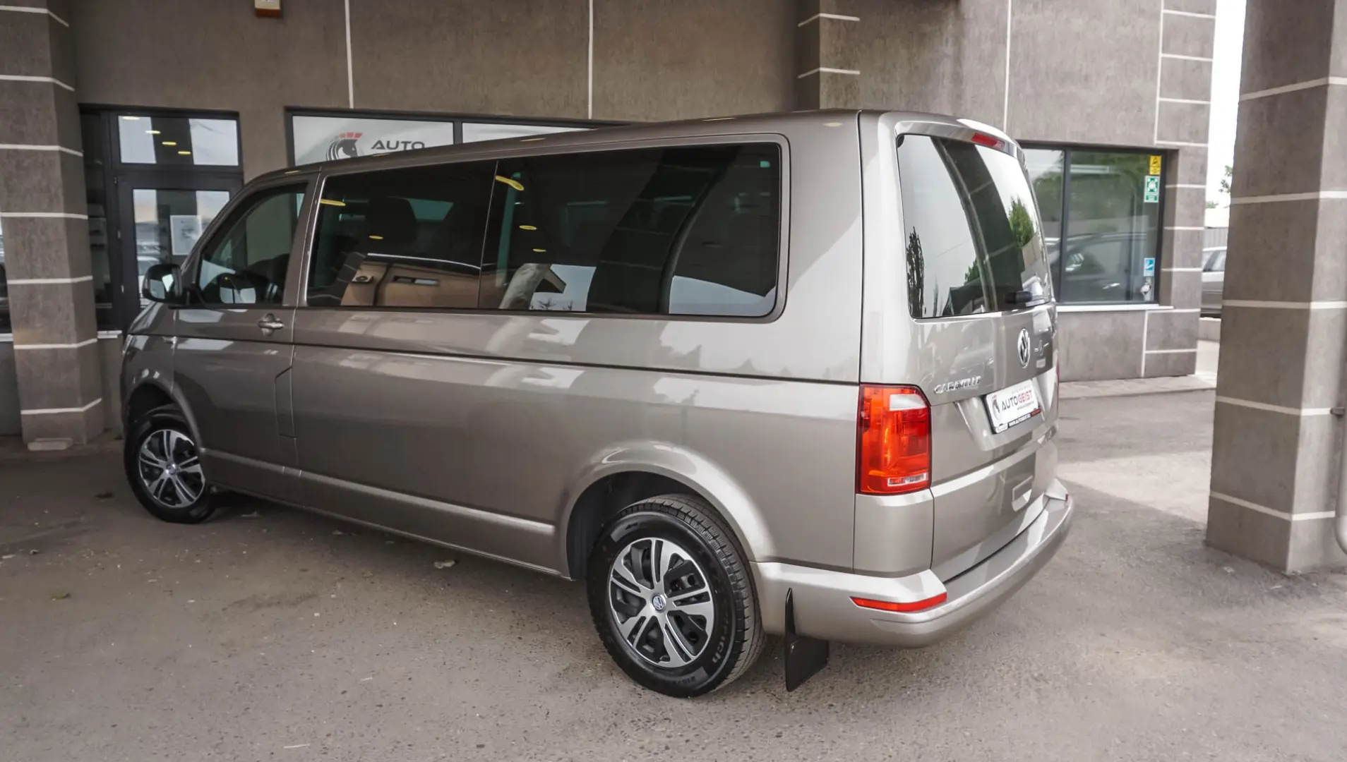 Volkswagen Caravelle T6 2.0 TDI KR Comfortline DSG