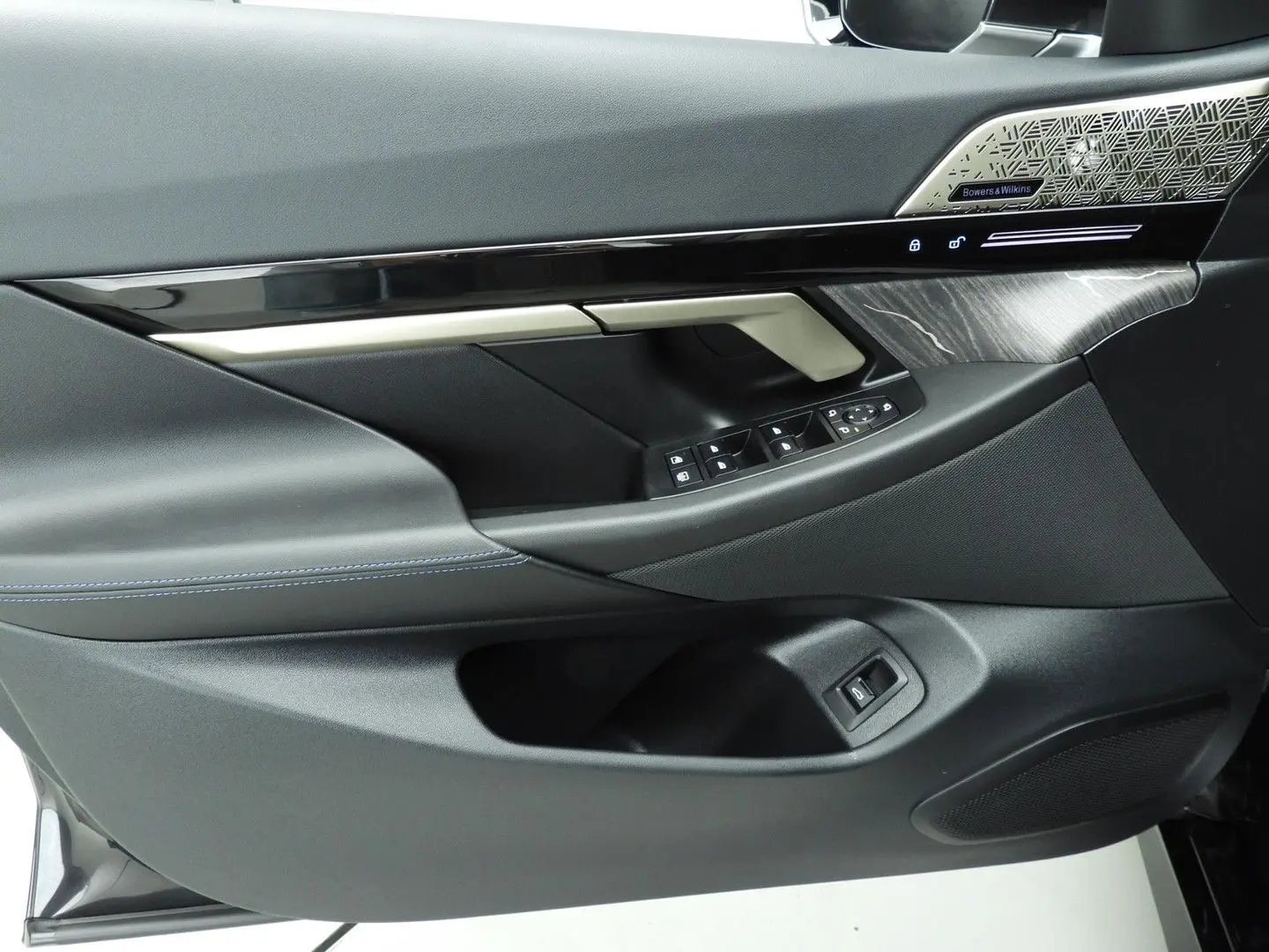 530 5 Serie Sedan 530e   M-Sportpakket   LED   n