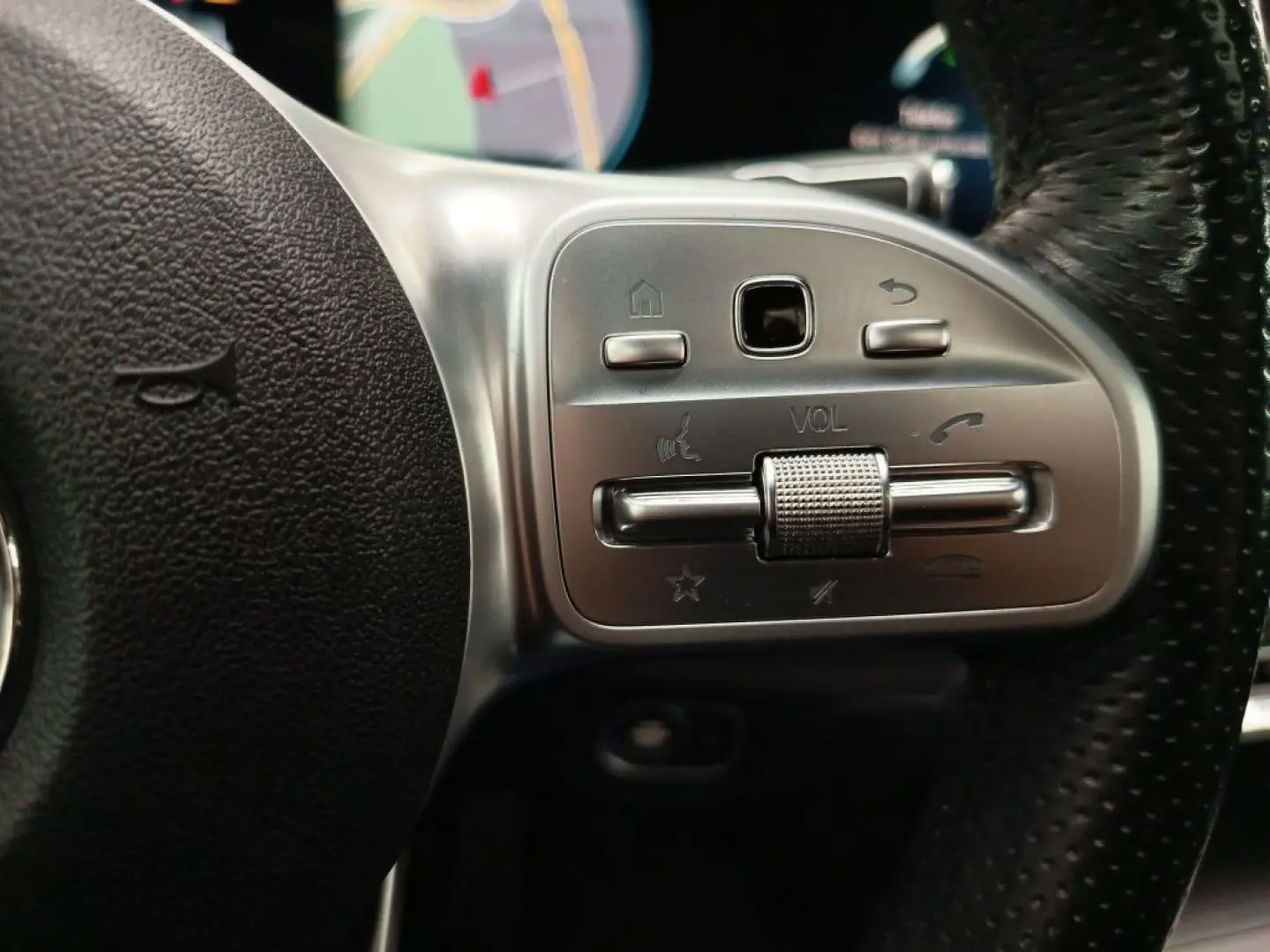 GLE 350 d 4Matic 9G-TRONIC AMG Line  ACC PANO