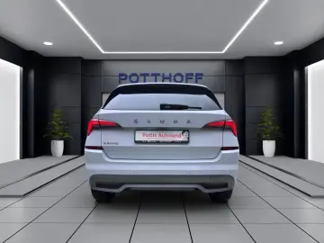 Kamiq 1.5 TSI DSG CLEVER PDC SITZHZG LED KLIMA