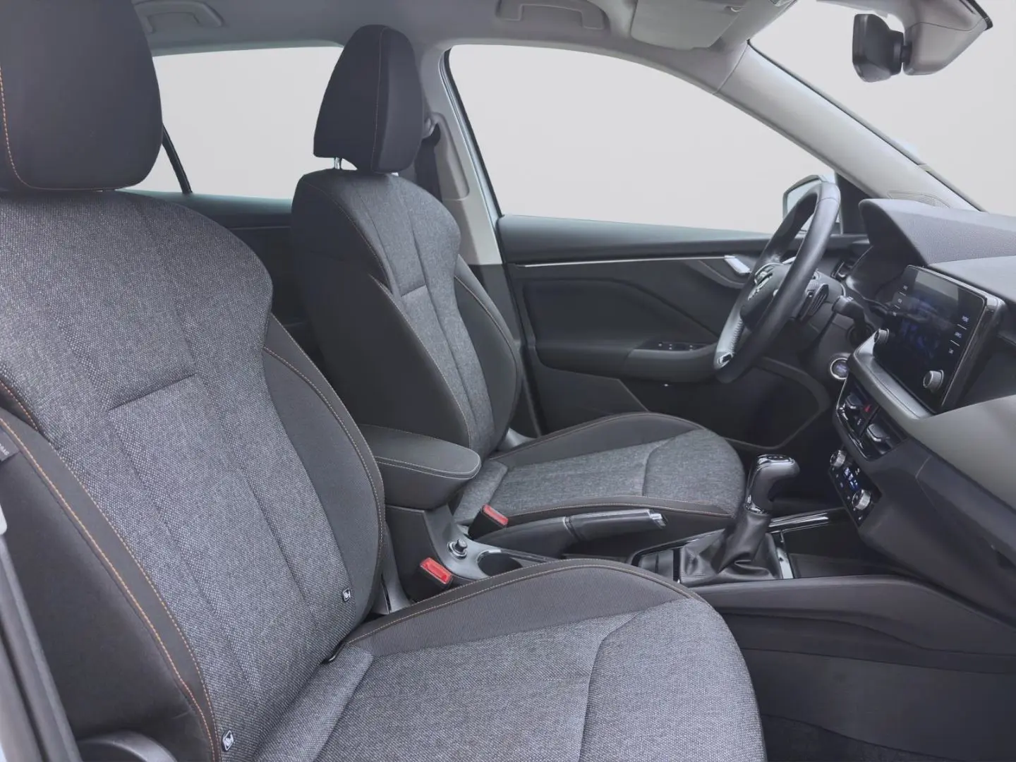 Kamiq 1.5 TSI DSG CLEVER PDC SITZHZG LED KLIMA