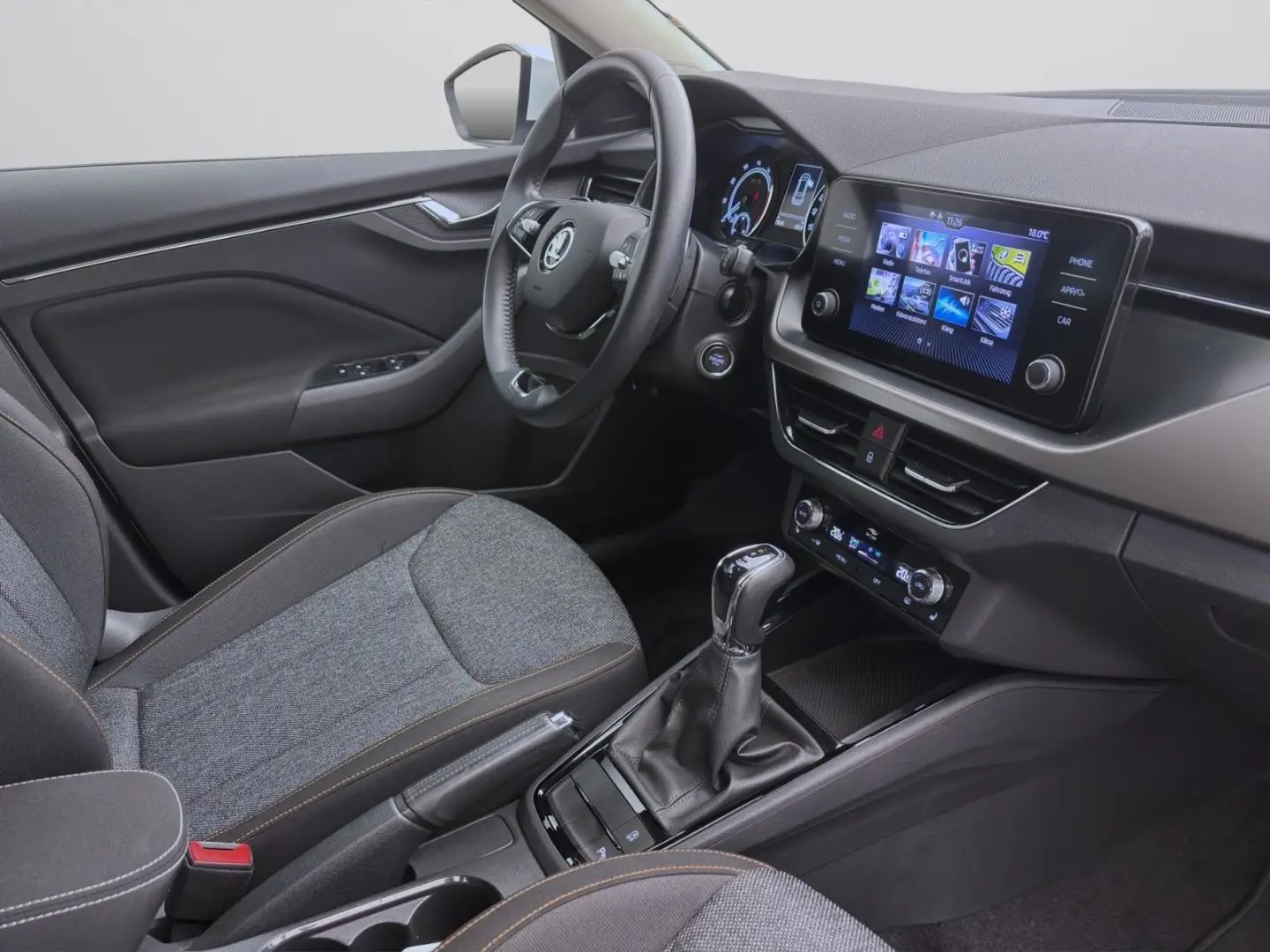 Kamiq 1.5 TSI DSG CLEVER PDC SITZHZG LED KLIMA