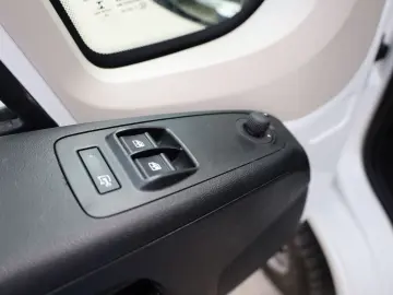 Peugeot Boxer 2.2 120 HP L2H2