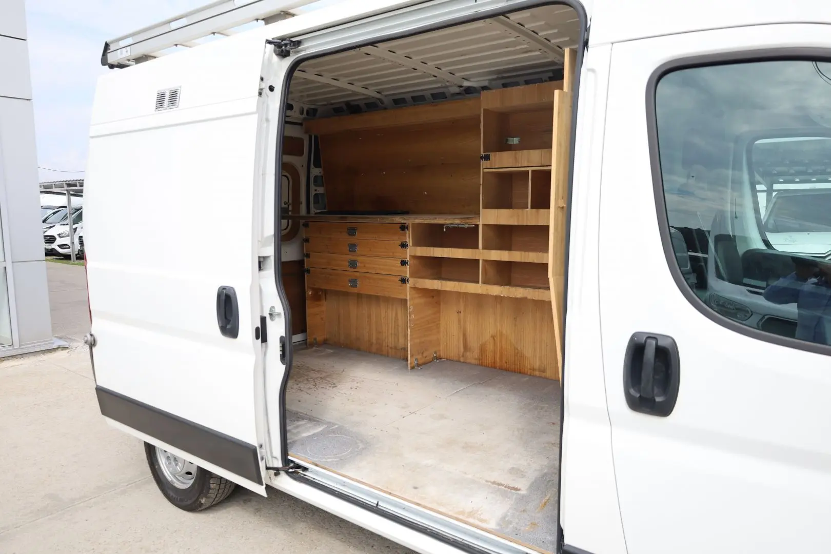 Peugeot Boxer 2.2 120 HP L2H2