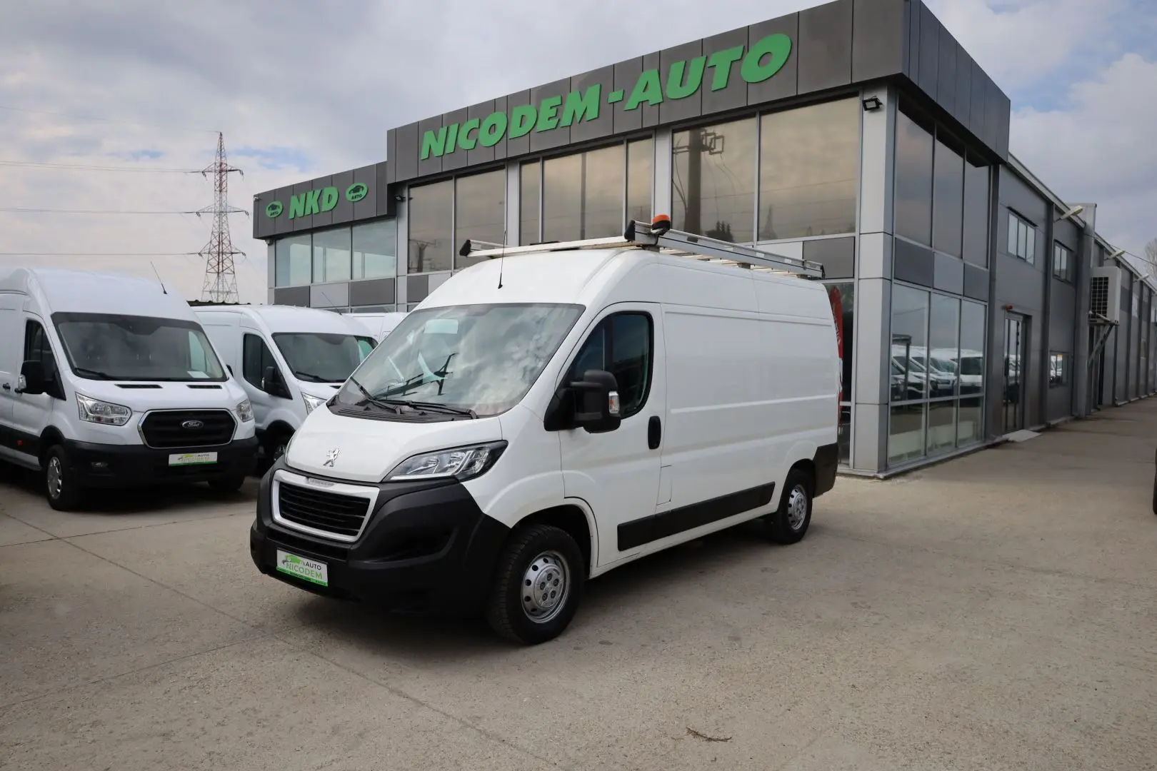 Peugeot Boxer 2.2 120 HP L2H2