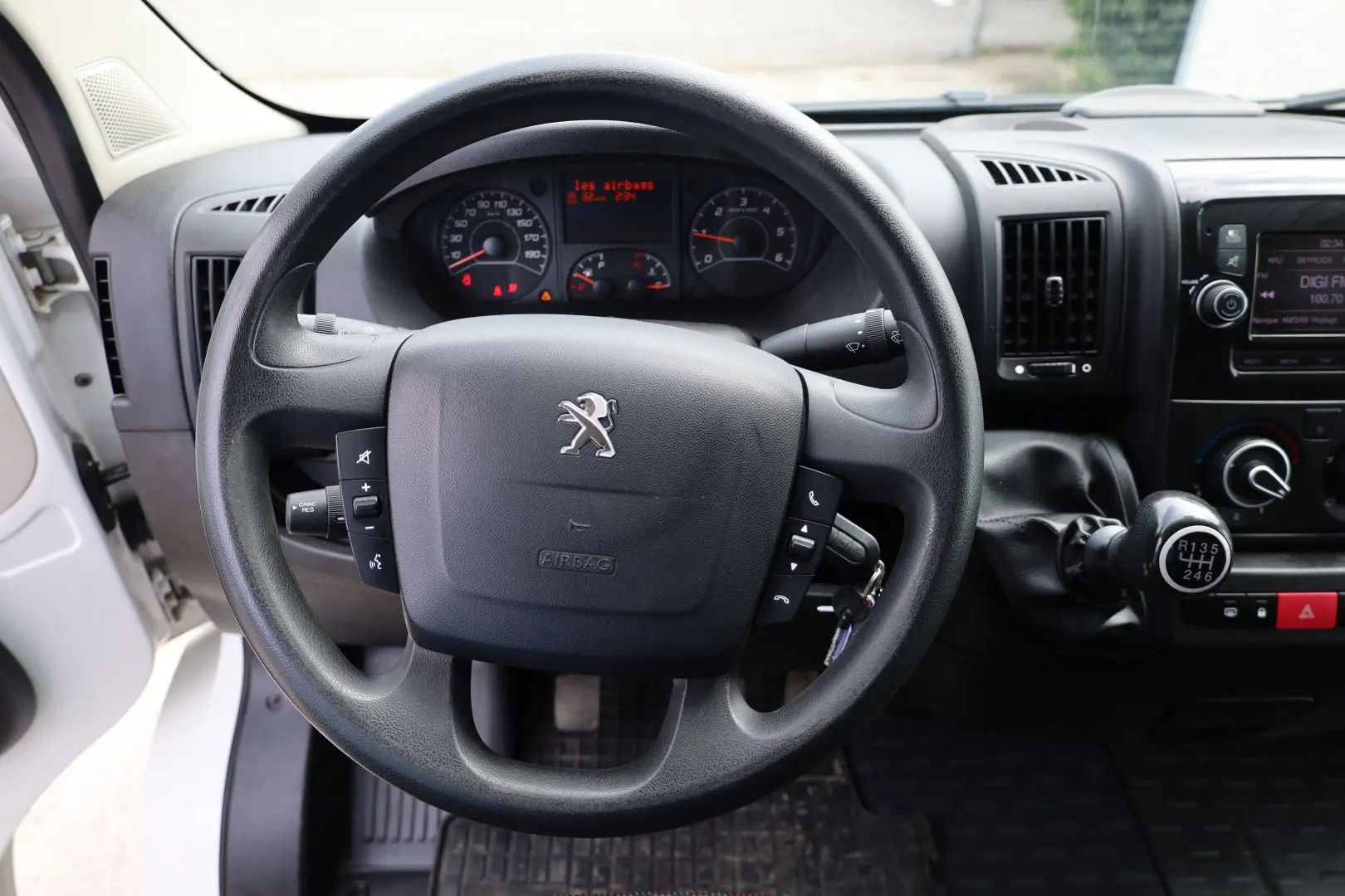 Peugeot Boxer 2.2 120 HP L2H2