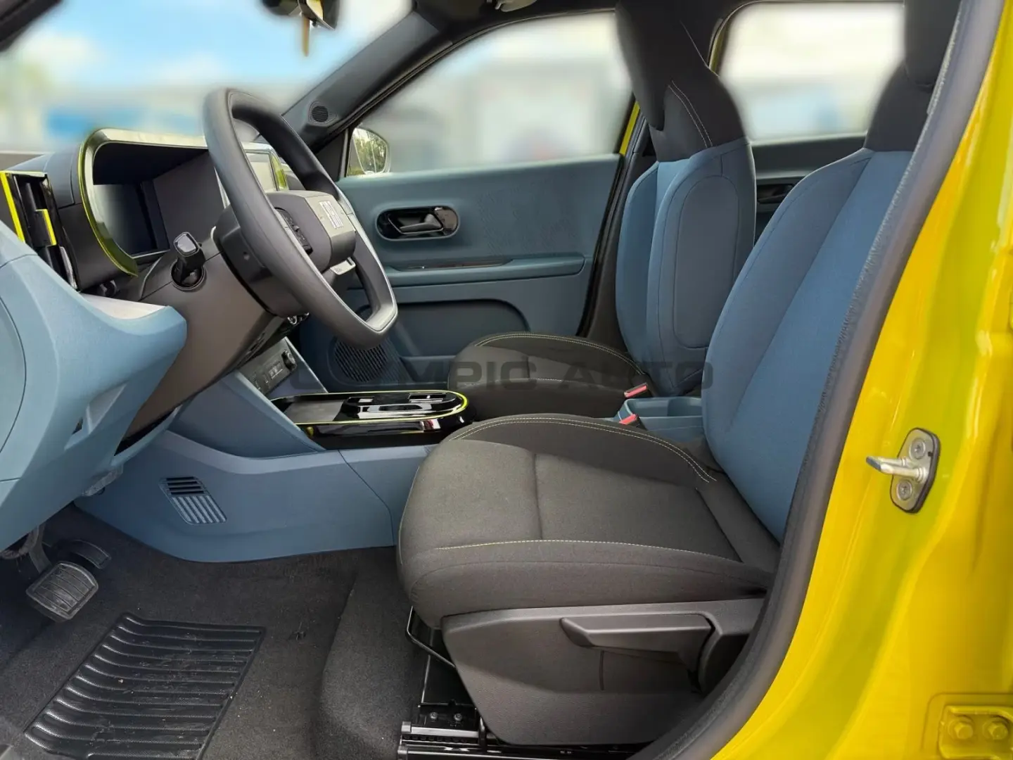 Fiat Grande Panda ICON hibrid 1.2 eDCT LED CARPLAY