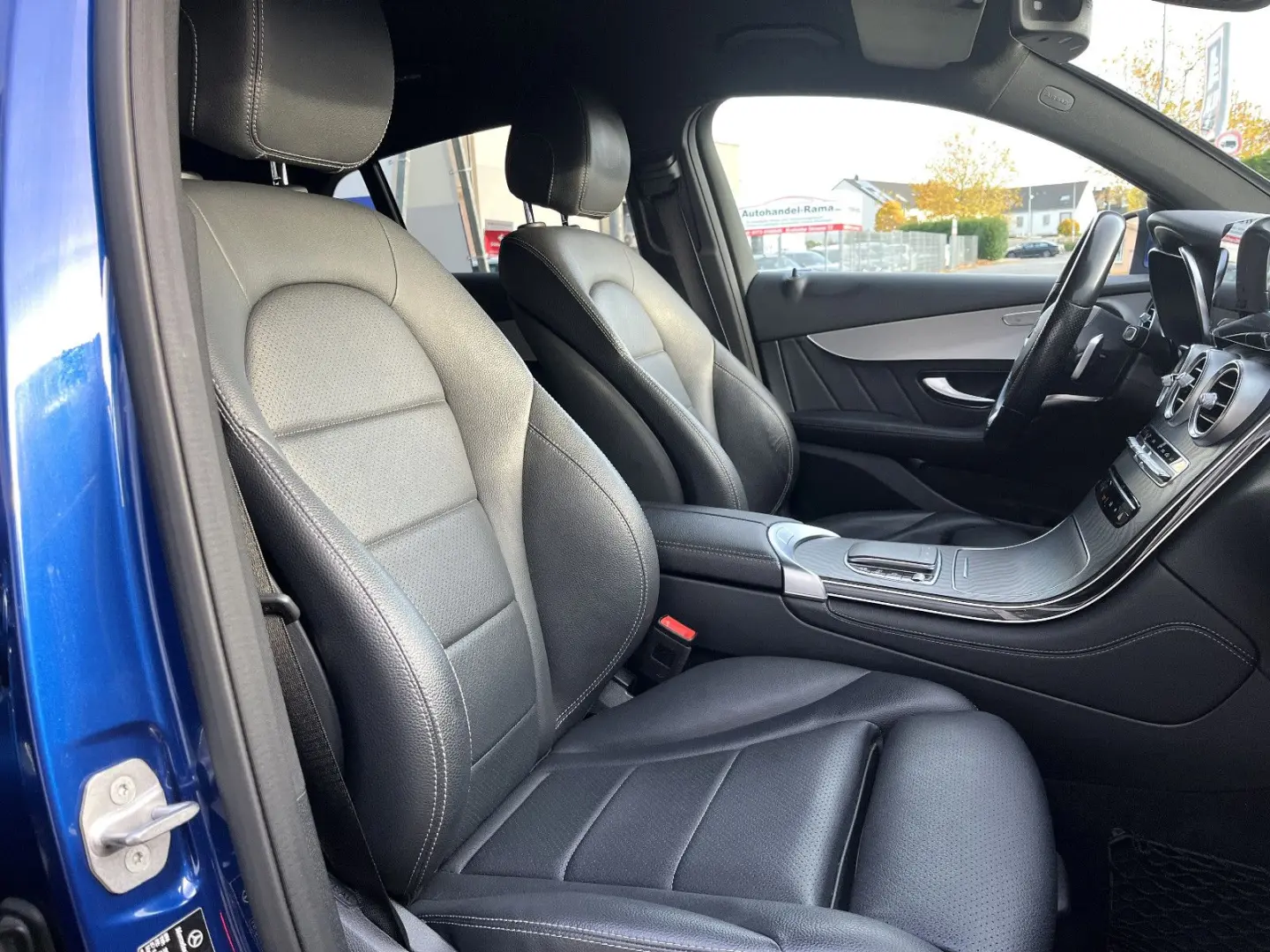 GLC 300d Coupe AMG Line LED Distr. Navi