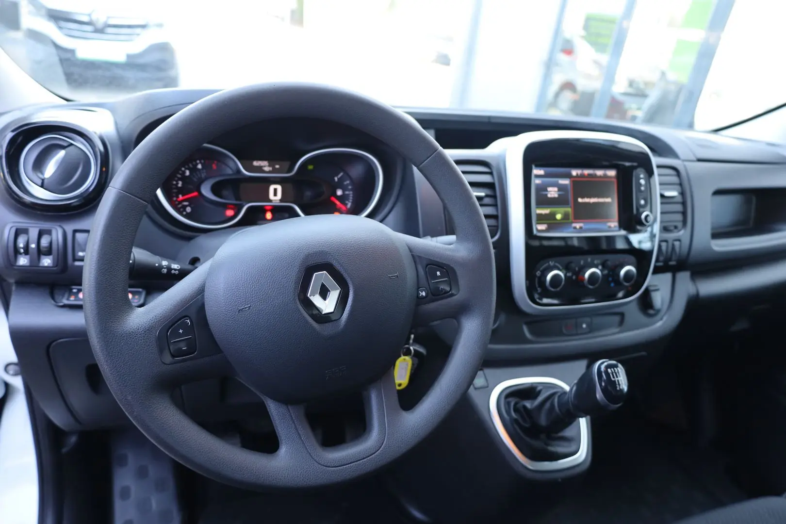 Renault Trafic L1H1 2.0 DCI 120hp