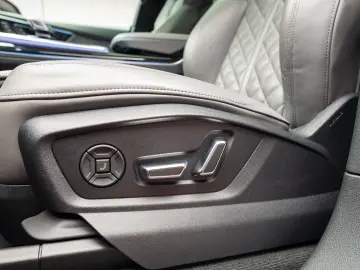 Audi Q8 50 TDI quattro SLine