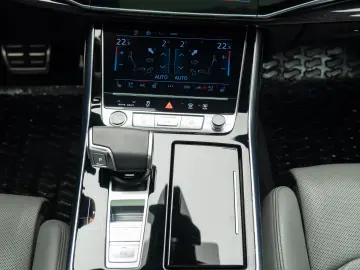 Audi Q8 50 TDI quattro SLine