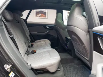 Audi Q8 50 TDI quattro SLine