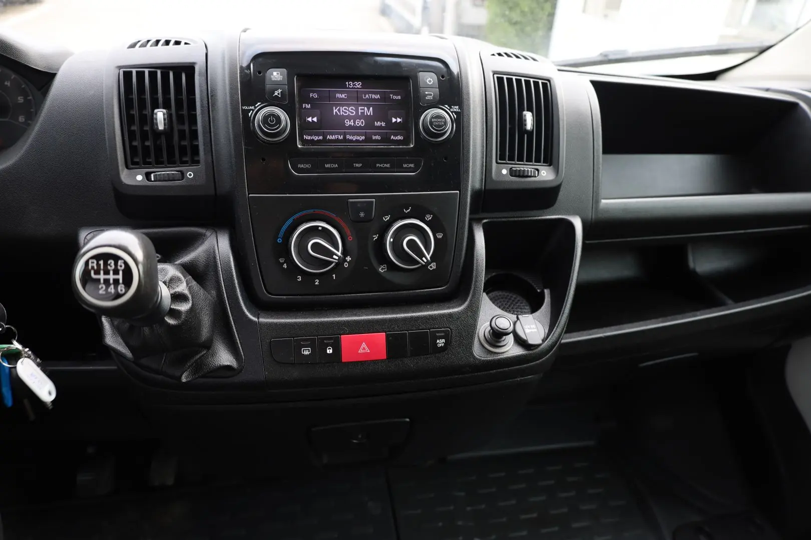 Peugeot Boxer 2.2 120 HP L2H2