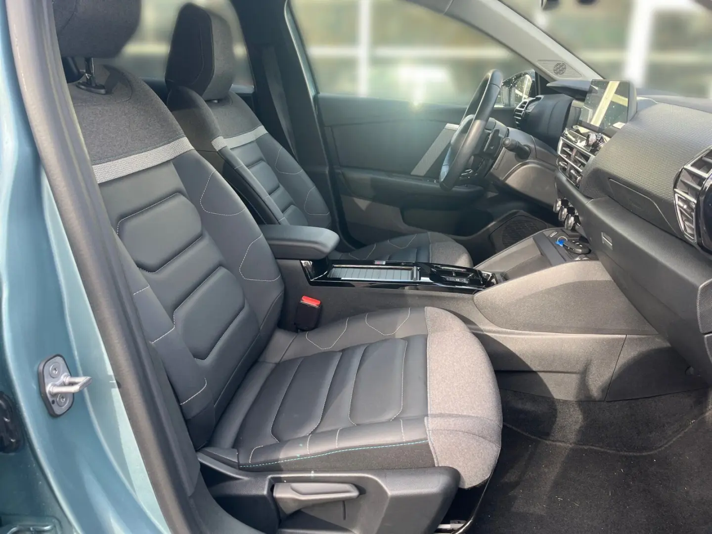 C4 Shine Stop&Start SITZH LKR-HZG 360 RFK NAVI