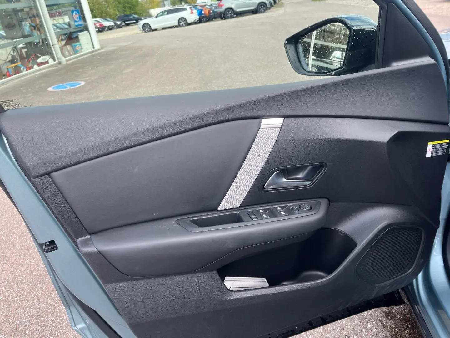 C4 Shine Stop&Start SITZH LKR-HZG 360 RFK NAVI