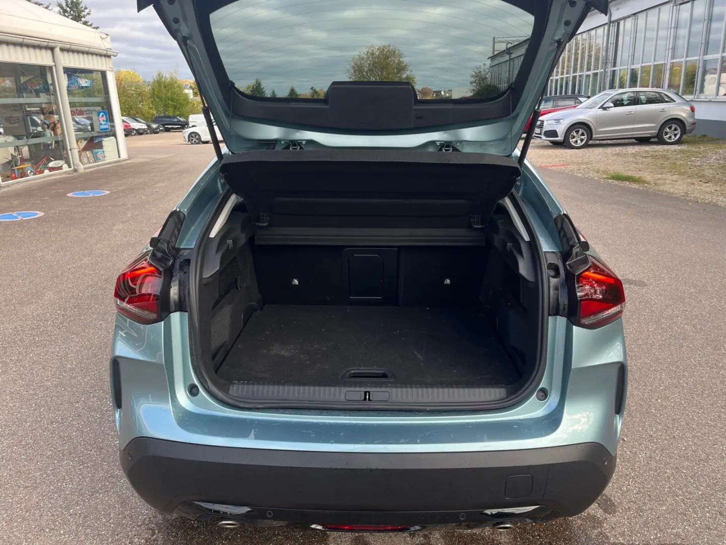 C4 Shine Stop&Start SITZH LKR-HZG 360 RFK NAVI