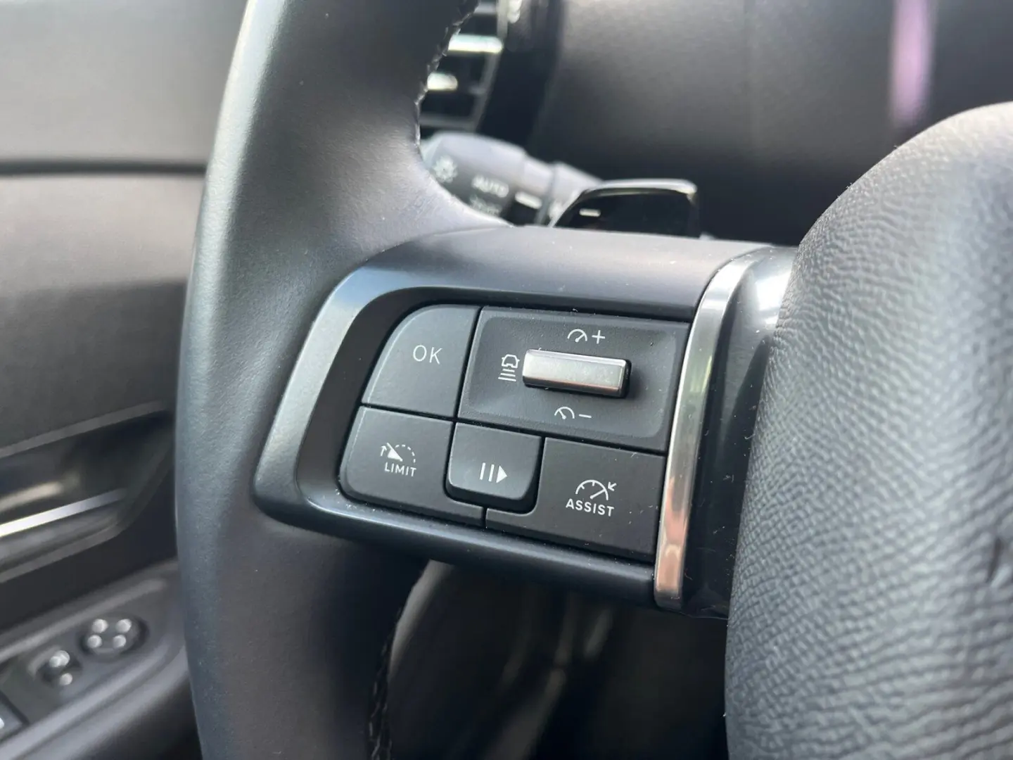 C4 Shine Stop&Start SITZH LKR-HZG 360 RFK NAVI