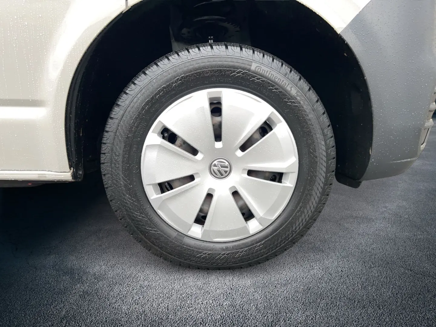 T6.1 Transporter 2.0 TDI FWD Caravelle EcoProfi