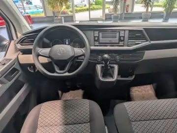 T6.1 Caravelle  Kurz Trendline Klimaaut. 9Sitzer