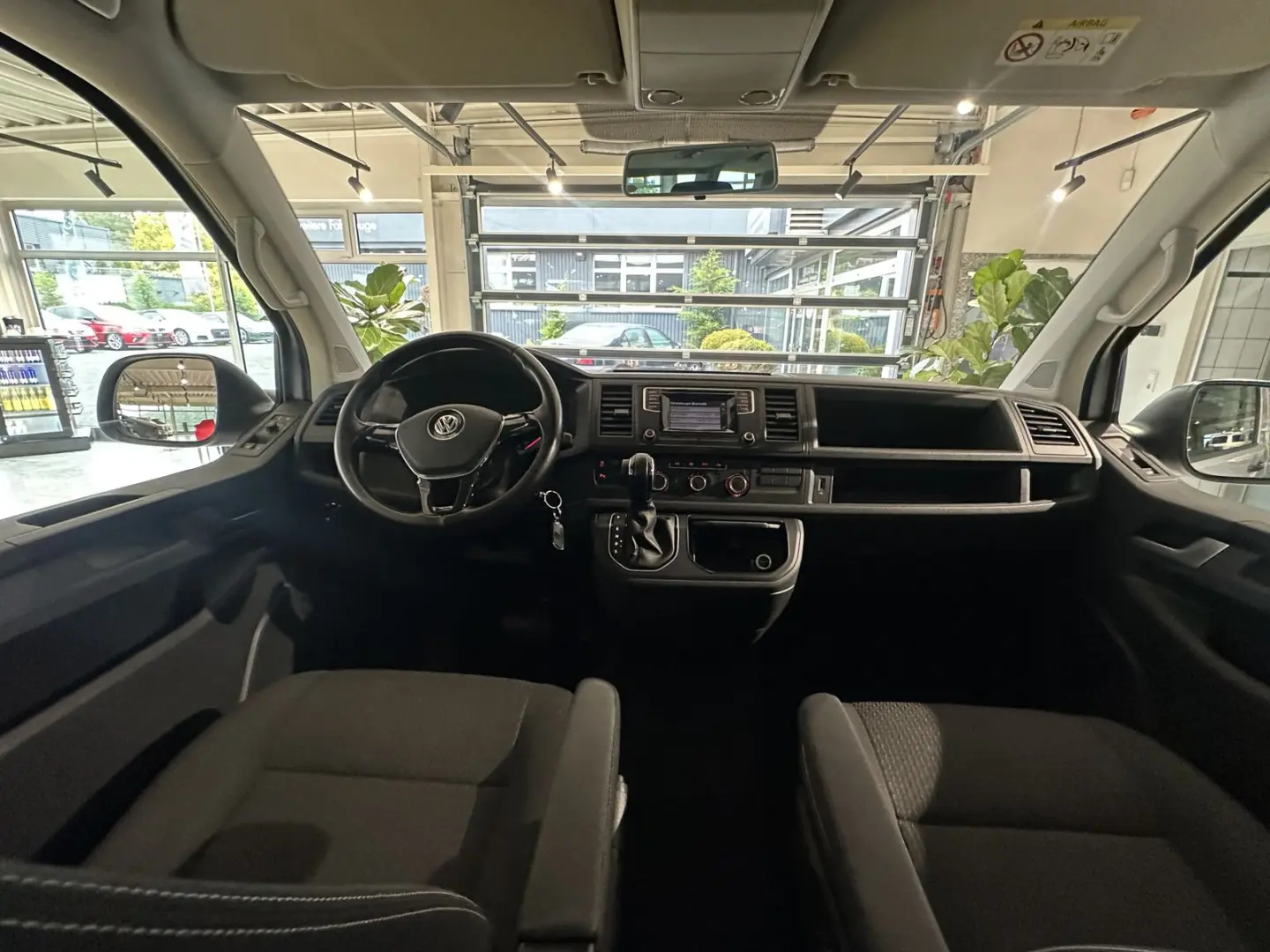 T6 Multivan Trendline DSG 5-SITZER PDC