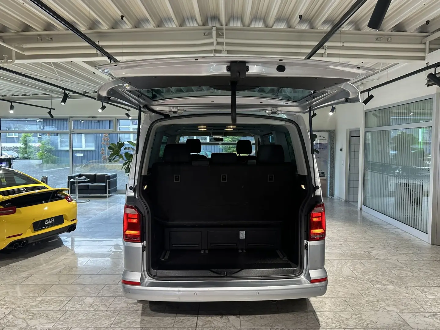 T6 Multivan Trendline DSG 5-SITZER PDC