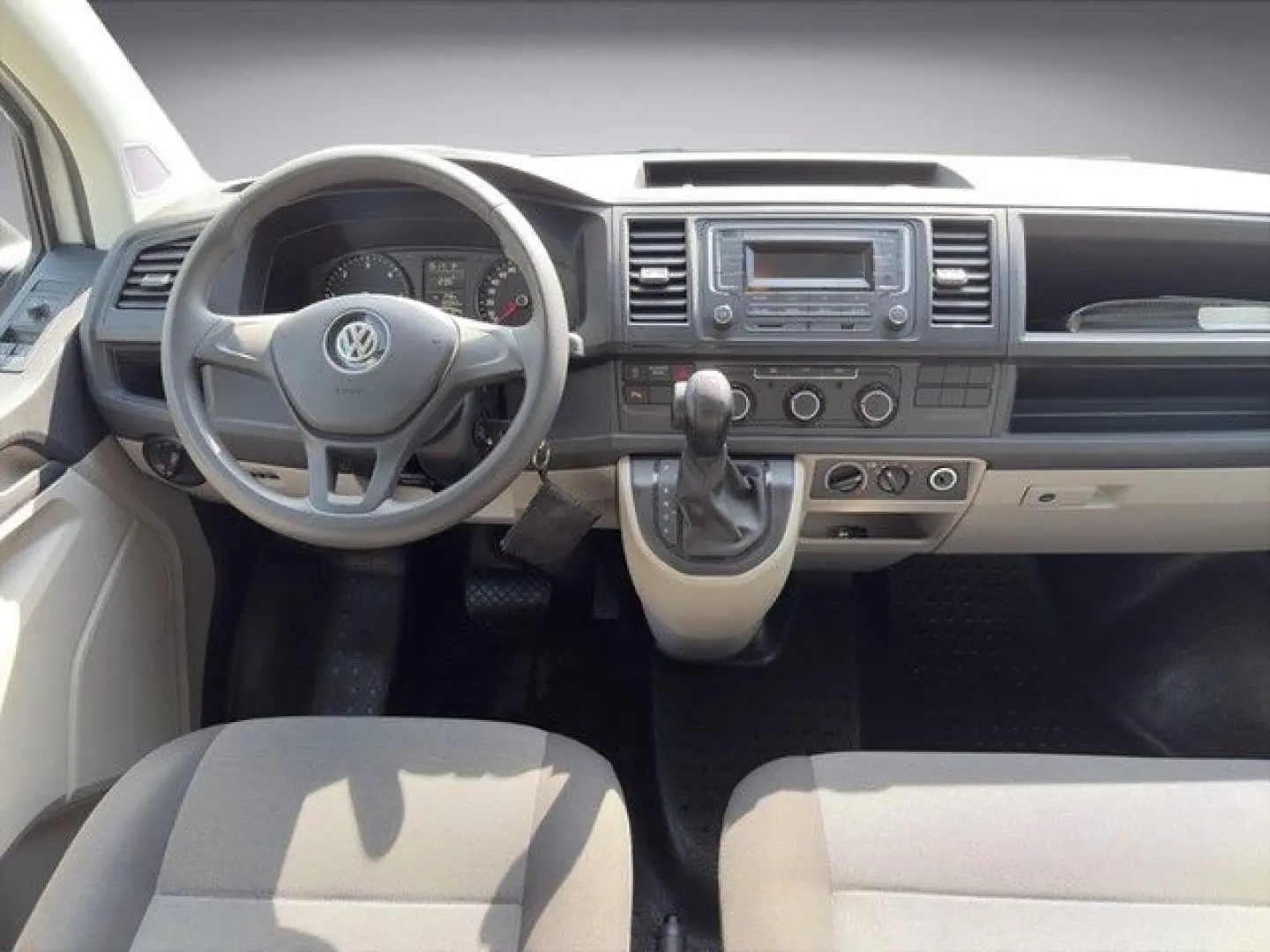 T6 Kombi lang 2 0 TDI DSG 9 Sitzer