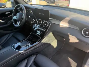GLC 300 d 4MATIC Coupé Autom. LED Navi