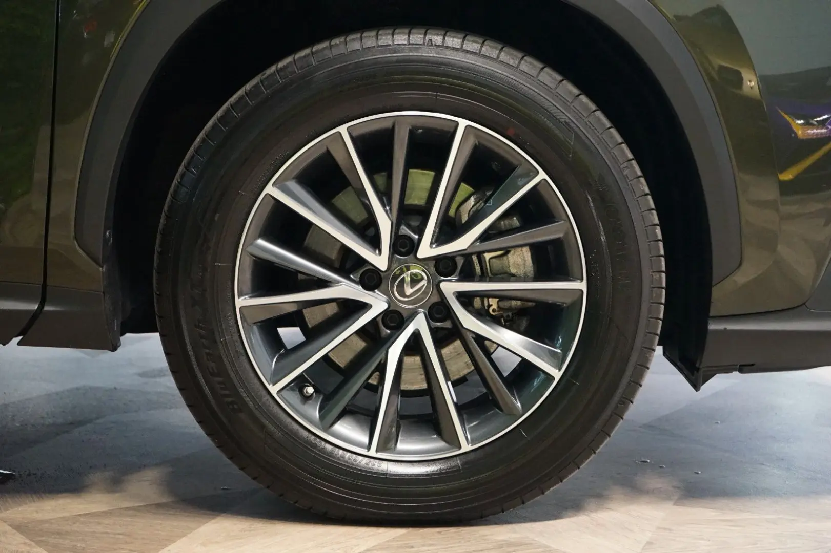 NX350h COMFORT TOP FWD LED