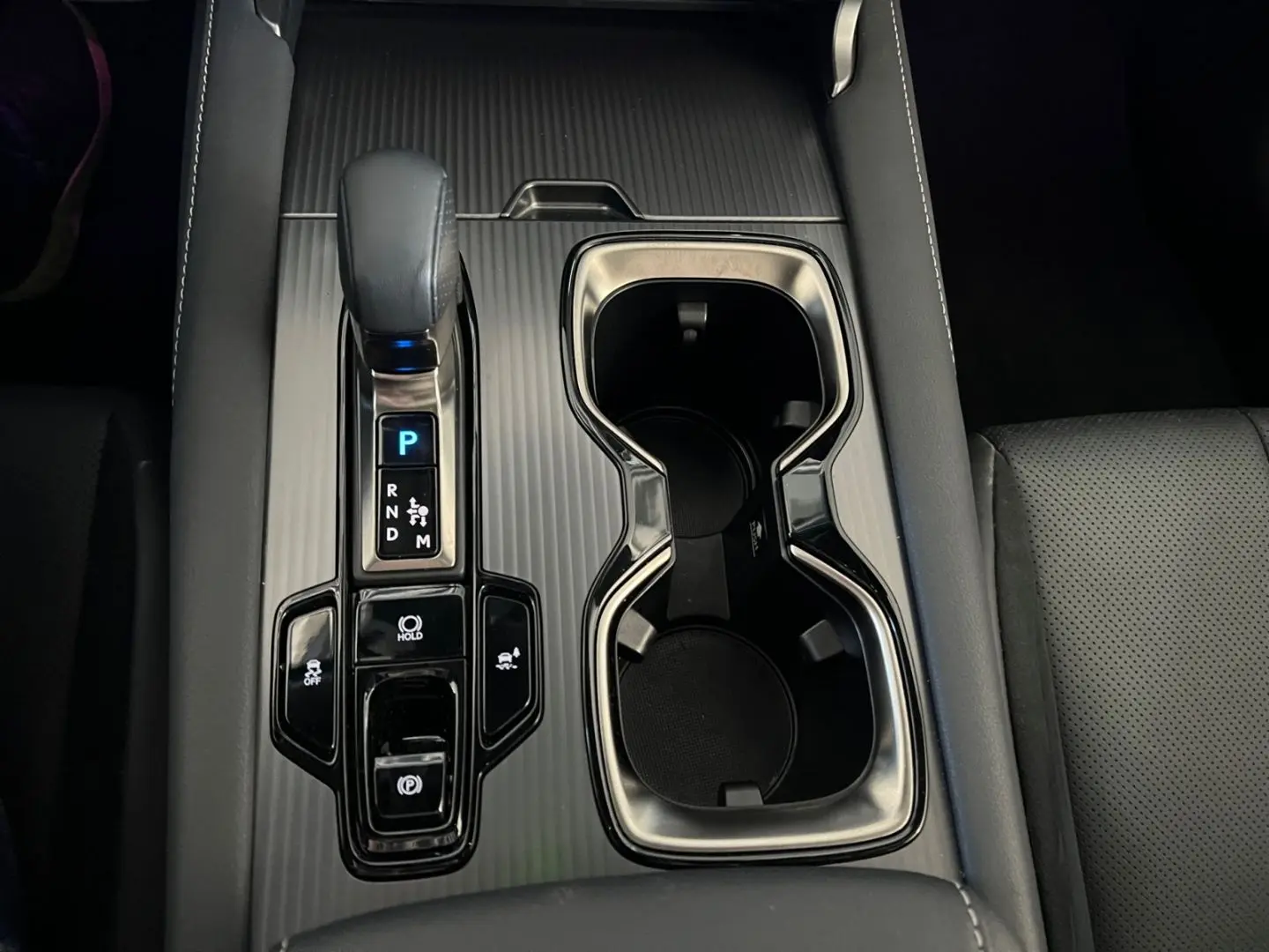 RX 500h F SPORT   Allradlenkung Pano 360  HUD 21