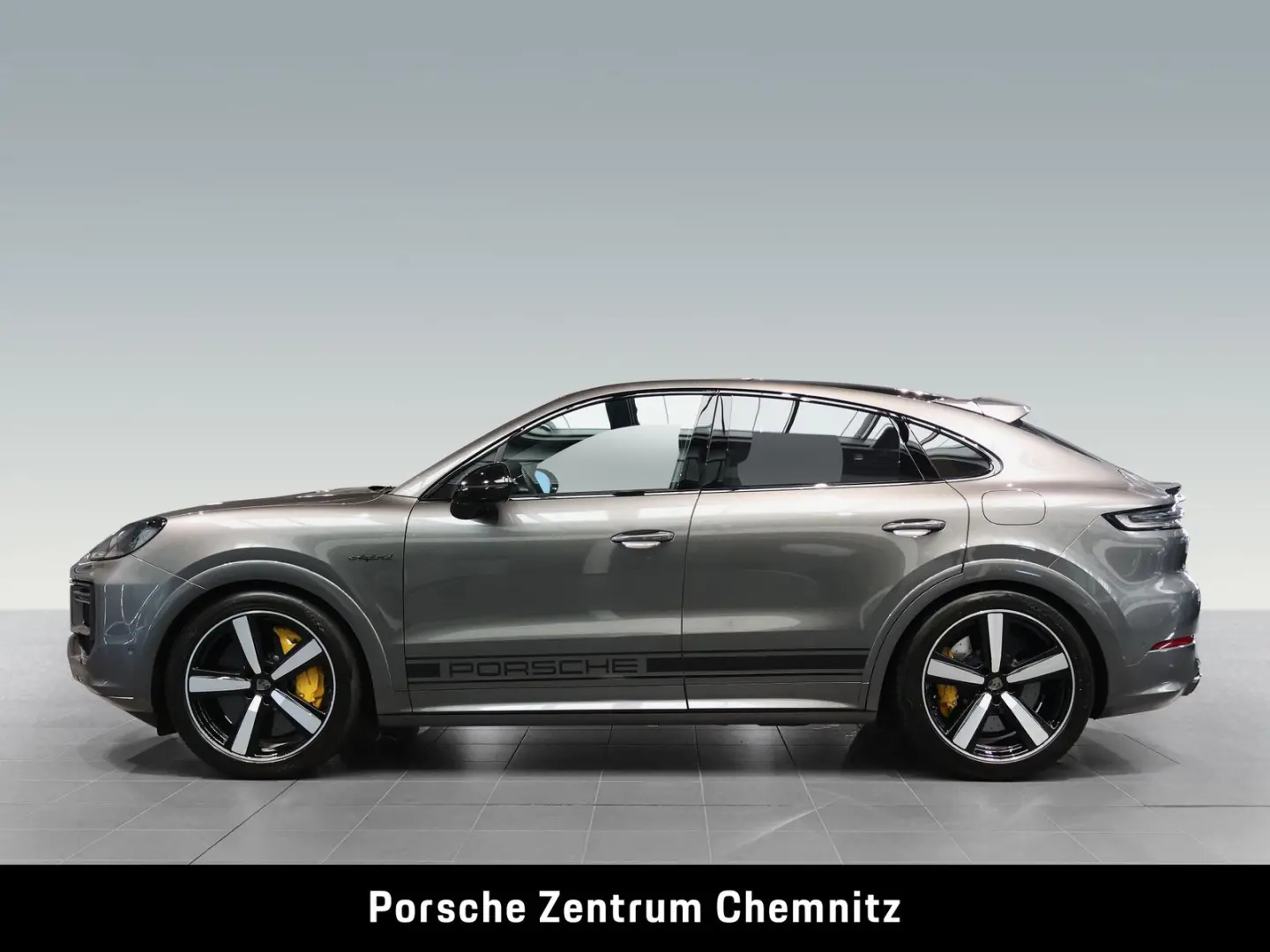 Cayenne Turbo E-Hybrid Coupé HA-Lenkung;PCCB;Inn