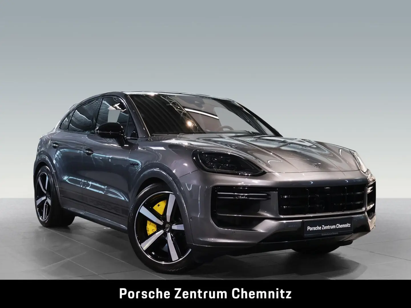 Cayenne Turbo E-Hybrid Coupé HA-Lenkung;PCCB;Inn
