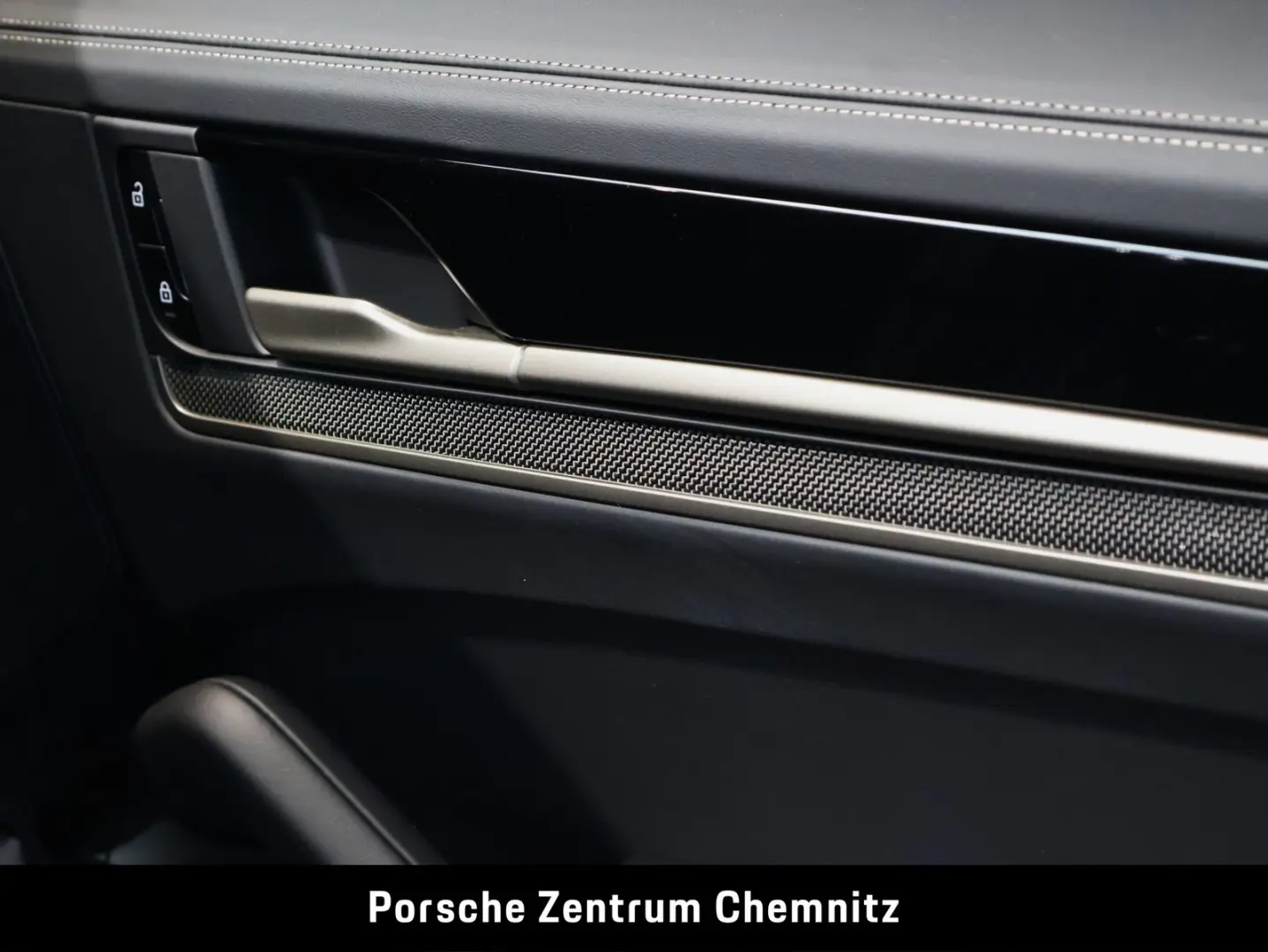 Cayenne Turbo E-Hybrid Coupé HA-Lenkung;PCCB;Inn