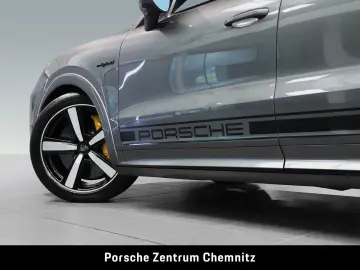 Cayenne Turbo E-Hybrid Coupé HA-Lenkung;PCCB;Inn