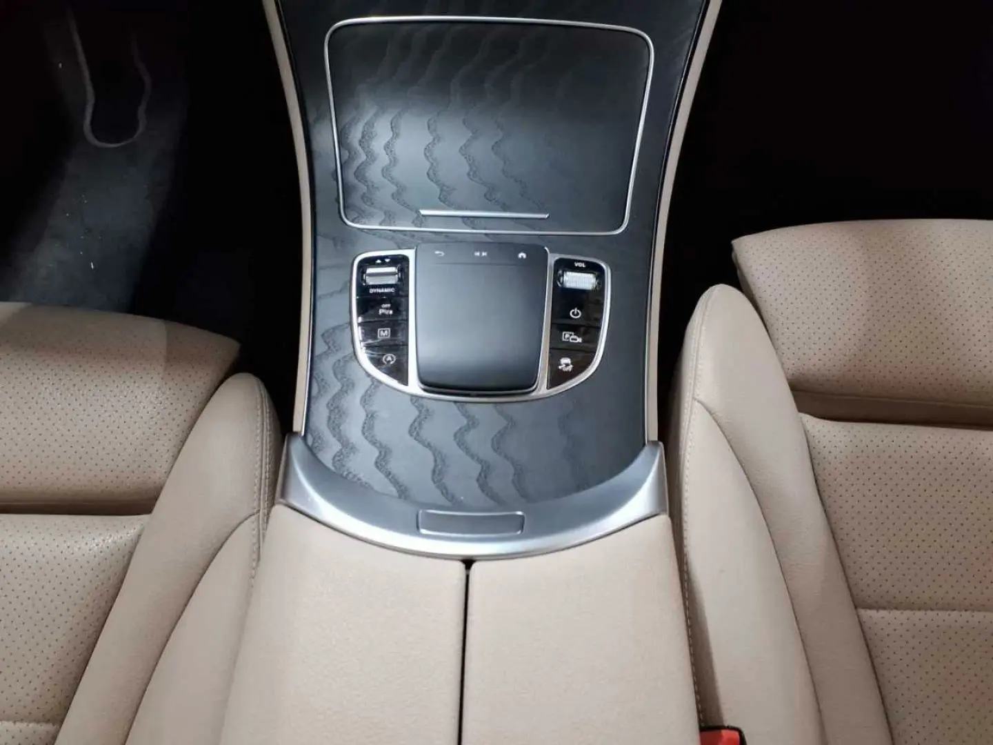 GLC 300 d 4M-AHK PANO BusiP AssiP KomfP